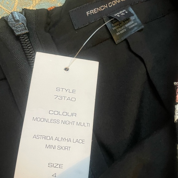 French Connection floral mini skirt, NWT - Picture 7 of 7